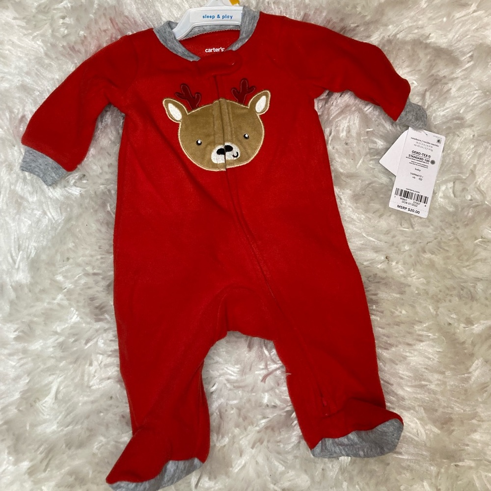 Carter’s Newborn Sleeper Reindeer Design. NWT
